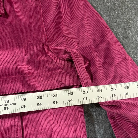 NWT The North Face Women’s Utility Cord Shacket L color Boysenberry Corduroy F11 - Picture 4 of 8